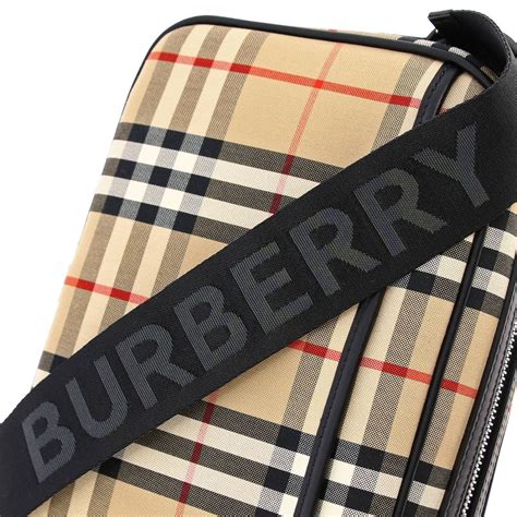 burberry shop bag tessuto tecnico|burberry camera bag.